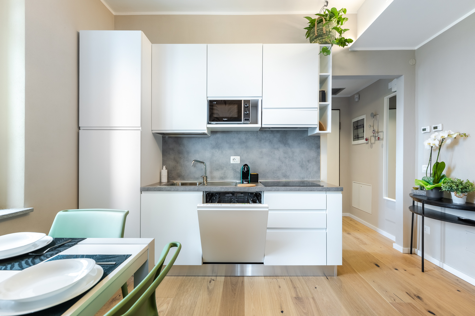 Green Apartment