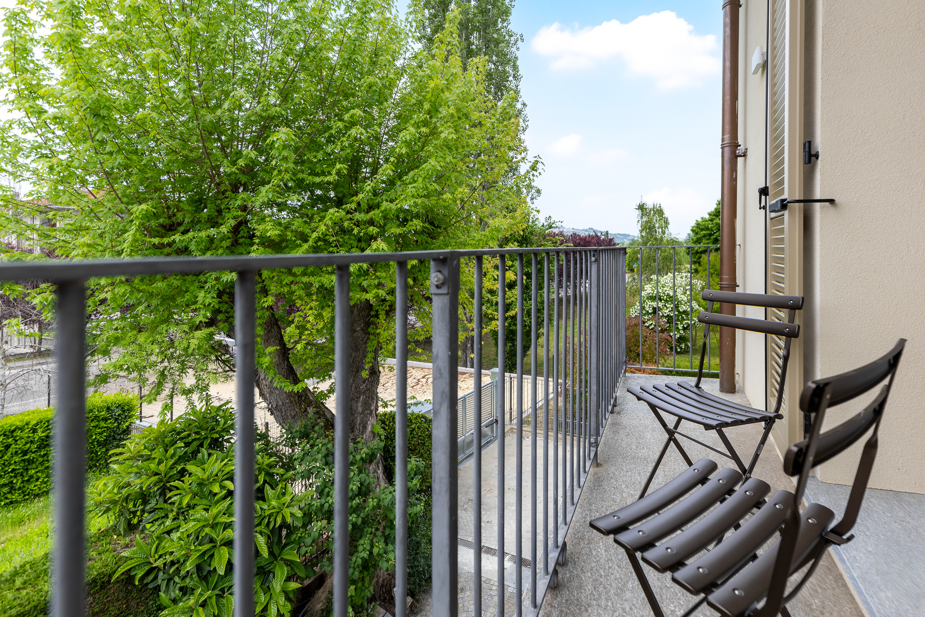 Green Apartment