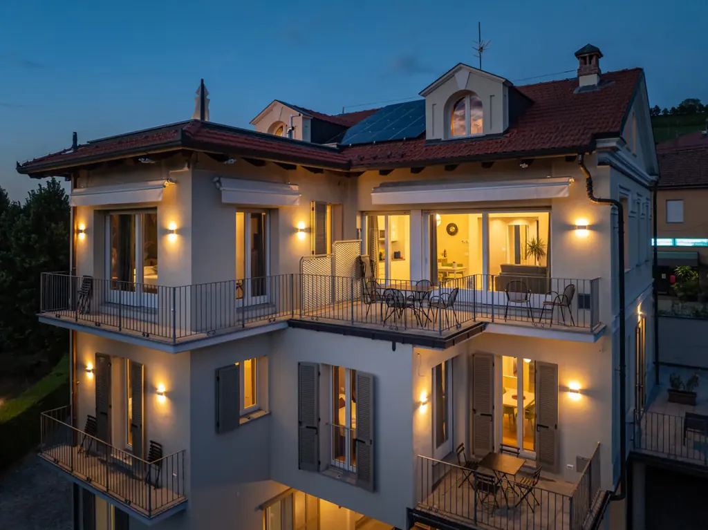 Terrazze illuminate di Alba Palace